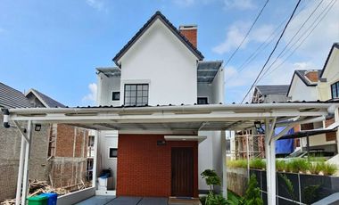 Dijual Cepat Rumah 2lantai di cipageran cimahi dkt Tol Baros sdh shm