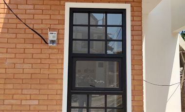 Dijual Cepat Rumah 2lantai di cipageran cimahi dkt Tol Baros sdh shm