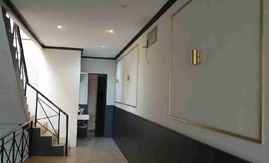 DISEWAKAN RUKO BAGUS 3,5LANTAI PINGGIR JALAN RAYA 2 MOBIL LOWONG TEBET