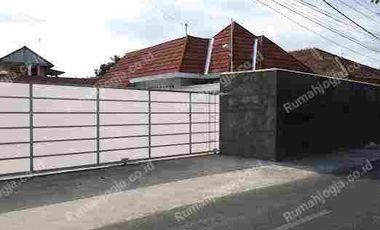 rumah kolonial Belanda sangat strategis pusat kota mergangsan