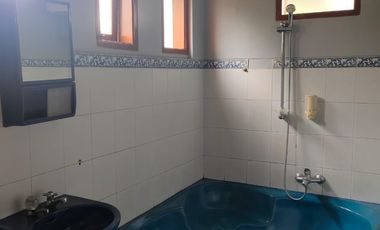 Rumah Hook 2 Lantai Siap Huni di Setraduta Cemara