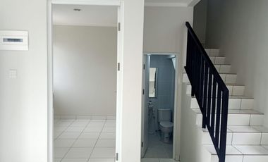Rumah Murah Hook 2 Lantai di Dayana Summarecon Bandung