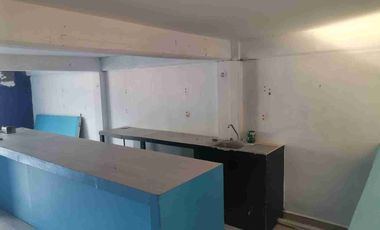 TERRENO COMERCIAL EN AV. URANO