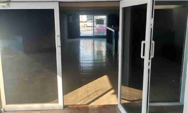 TERRENO COMERCIAL EN AV. URANO