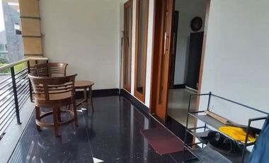 Rumah 2 Lantai Furnished di Dago Bandung