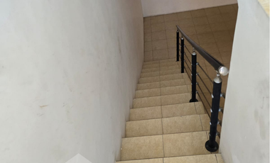 Disewakan Rumah 2 lantai Siap Huni di Lebak Indah Regency, dekat Mulyosari, Sutorejo, MERR, Pakuwon City