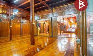 ขายบ้านเรือนไทยไม้สักและหอประชุม เนื้อที่ 44 ไร่ 36 ตร.วา บ้านหมี่ ลพบุรี