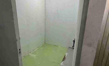 Rumah 2 lantai siap huni