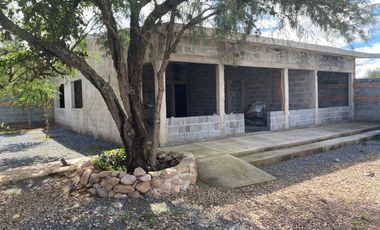 Casa Campestre en Obra Blanca en Venta en Jerez, Zacatecas, en Privada Santa Irene