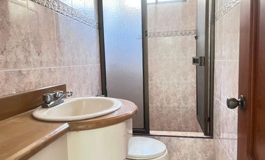 Departamento de alquiler, 3 dormitorios en la Ciudadela Las Riberas-Samborondón