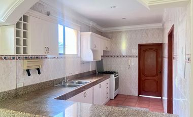 Departamento de alquiler, 3 dormitorios en la Ciudadela Las Riberas-Samborondón