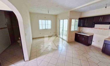 CASA EN VENTA EN CONDOMINIO CON SEGURIDAD Y AMENIDADES