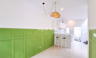 Rumah, Exotic House with White Nuance in Benoa, Bali