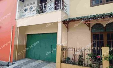 Rumah hook singopuran kartasura