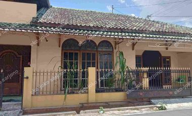 Rumah hook singopuran kartasura