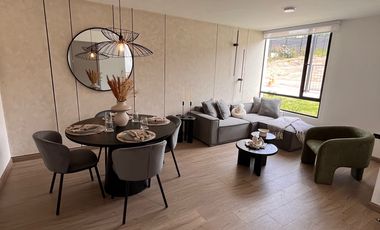 Casas por estrenar TUMBACO Escalon Tumbaco en conjunto dos pisos