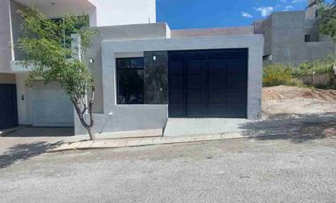 Casa Nueva en Venta Portal del Roble Colinas del Padre Zacatecas Zac