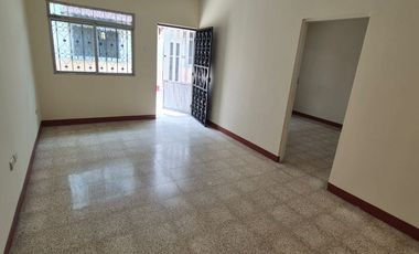 Suite en Alquiler en Kennedy Vieja,  Planta Baja, 1 Habitación, 1 Baño, Norte de Guayaquil.