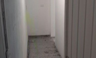 Luminosa oficina en Planta alta, AV Madero Casi esquina Glorieta Revolución