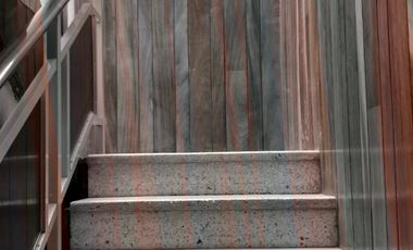 Luminosa oficina en Planta alta, AV Madero Casi esquina Glorieta Revolución