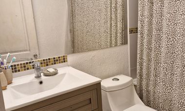 Hermosa y cómoda casa 4d3b,estacionamiento, Curauma