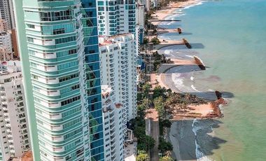 Penthouse de lujo con piscina privada y vista 360° al mar, ciudad antigua, bahia en Bocagrande, Cartagena.