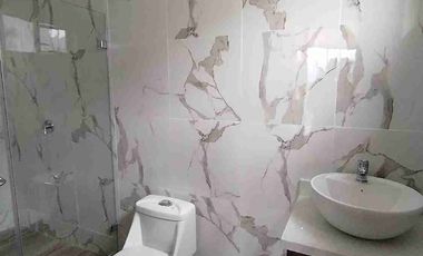 CASA MODERNO A ESTRENAR, AMBATO HUACHI SAN FRANCISCO