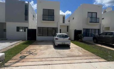 Estrena hermosa casa en Privada Zensia, Conkal