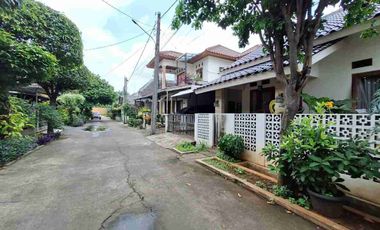 DIJUAL RUMAH DIGALAXY BEKASI SELATAN