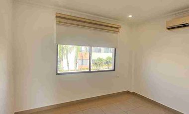 CASA DE VENTA EN URB. VILLA CAPELLA KM 2.5 VÍA SAMBORONDON