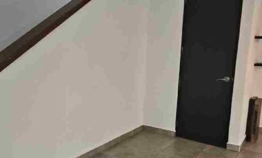 Casa En Renta En Esquina Frente Al Area Verde, Con 3 Reclamas Y Roof Garden, A 5 Minutos De Finsa, Y Autopista. En Cuautlancingo, Puebla