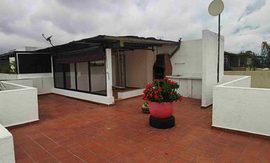 Casa En Renta En Esquina Frente Al Area Verde, Con 3 Reclamas Y Roof Garden, A 5 Minutos De Finsa, Y Autopista. En Cuautlancingo, Puebla