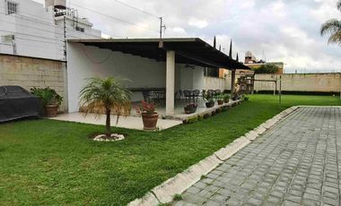 Casa En Renta En Esquina Frente Al Area Verde, Con 3 Reclamas Y Roof Garden, A 5 Minutos De Finsa, Y Autopista. En Cuautlancingo, Puebla