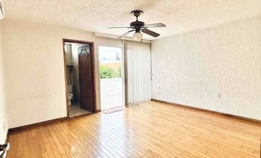 Casa en SEATTLE con cuarto de servicio y jardín