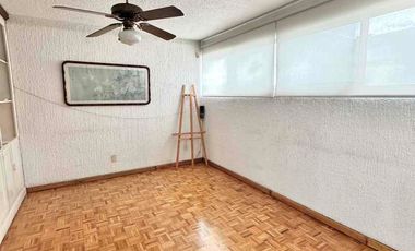 Casa en SEATTLE con cuarto de servicio y jardín