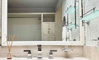 Casa en SEATTLE con cuarto de servicio y jardín