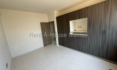 Renta Departamento Cañadas del Lago 3 Recamaras 3 Baños Alberca Terraza