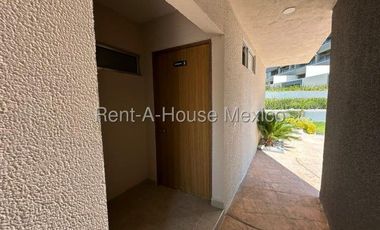 Renta Departamento Cañadas del Lago 3 Recamaras 3 Baños Alberca Terraza