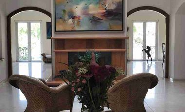 Vendo Casa en Residencial Fuentes de Las Lomas, Interlomas, Cdmx