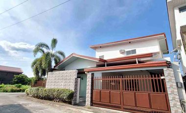 Corner House and Lot with 5-Bedrooms in Westwoods Subdivision, Iloilo City