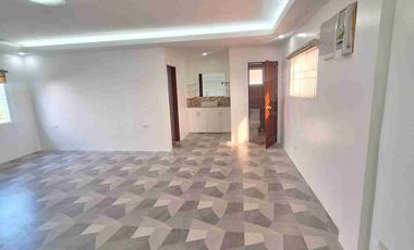 Corner House and Lot with 5-Bedrooms in Westwoods Subdivision, Iloilo City