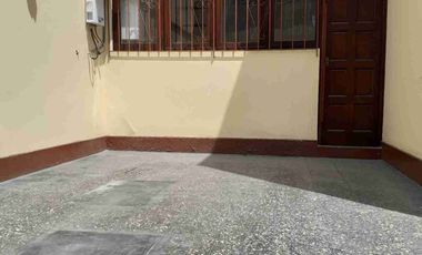 Se Vende Casa de 3 Pisos Con Departamento Independiente