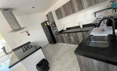 SE VENDE CASA AL PONIENTE DE 2 PLANTAS