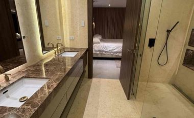 Lujos y moderna casa en Urbanización Santa Cecilia 4 habitaciones