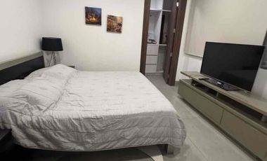 Lujos y moderna casa en Urbanización Santa Cecilia 4 habitaciones