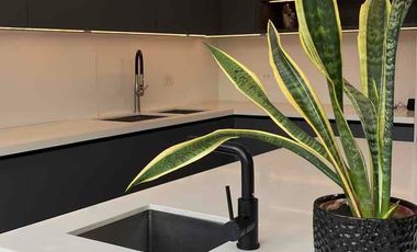 Lujos y moderna casa en Urbanización Santa Cecilia 4 habitaciones