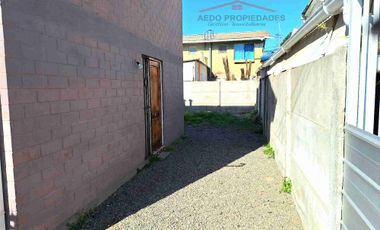 Se Arrienda Funcional Casa de dos pisos, en Villa Príncipe de Gales, comuna de La Calera, Región de Valparaíso.