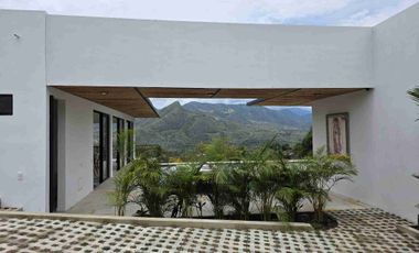 VENDO ESPECTACULAR CASA CAMPESTRE PARA ESTRENAR ANAPOIMA CUNDINAMARCA.