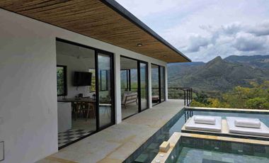 VENDO ESPECTACULAR CASA CAMPESTRE PARA ESTRENAR ANAPOIMA CUNDINAMARCA.