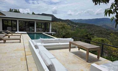 VENDO ESPECTACULAR CASA CAMPESTRE PARA ESTRENAR ANAPOIMA CUNDINAMARCA.